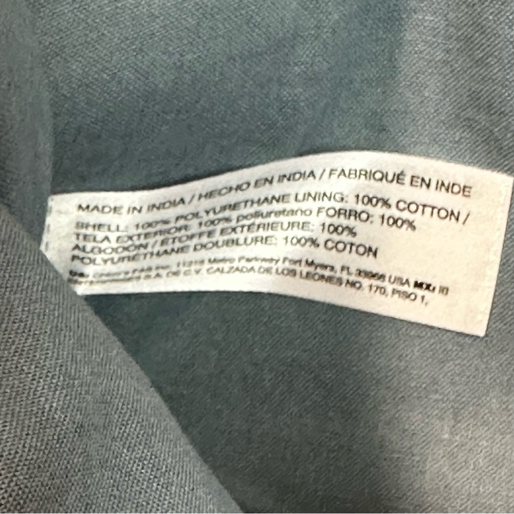 Chico's Pull Strap Zipper Wristlet/Cosmetic or Other Bag 2-Tone Blue NWT - Picture 6 of 11